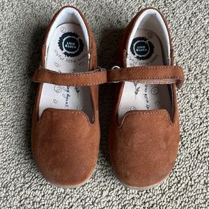 Livie and Luca toddler shoes size 9.